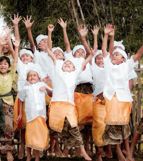 Give back to communities with Alila Villas Uluwatu