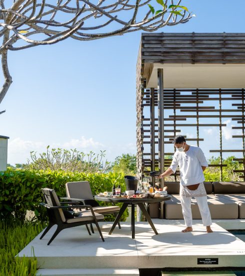 Experience a Perfect Escape with Alila Villas Uluwatu’s Complete Indulgence!